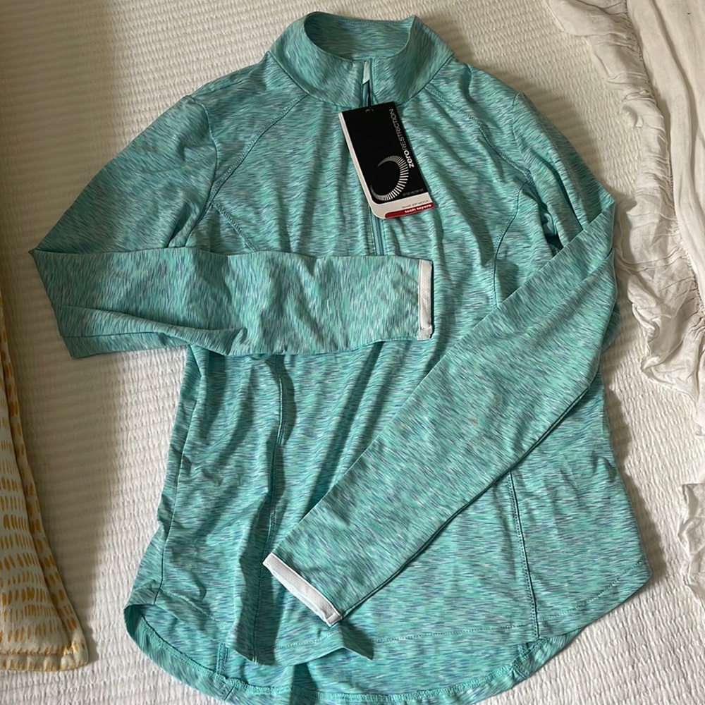 NWT Zero restriction quarter zip